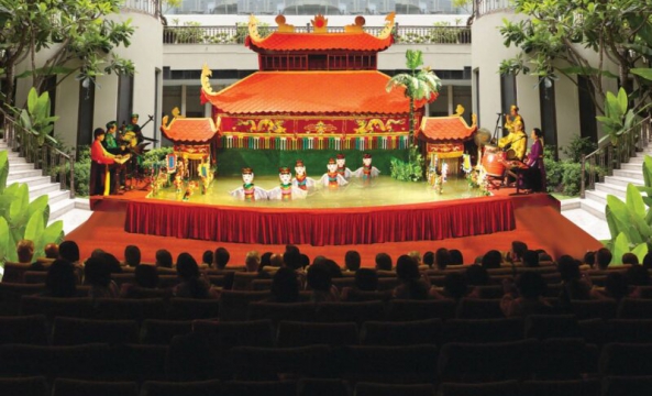 3 lugares famosos para assistir a apresentações de marionetas aquáticas em Hanói