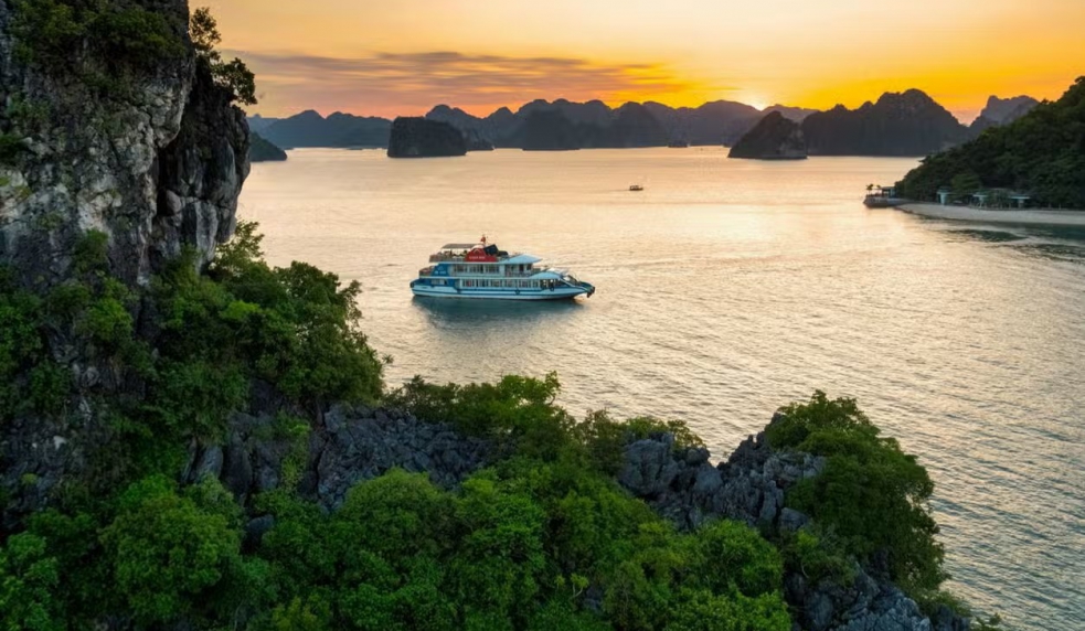 Da Nang - Playa y Cultura