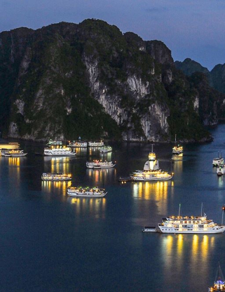 VIETNÃ COMPLETO DO NORTE AO SUL COM TEMPLOS DE ANGKOR